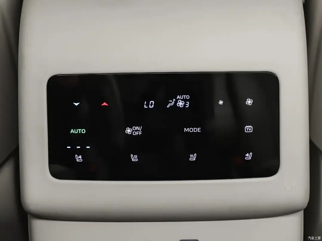 1.5T+双电机，3米超长轴距，续航1404km，全能“方盒子”旗舰来了！图24