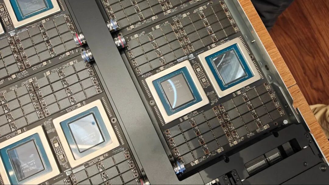 88核 Arm 硬刚 128核 x86！英伟达 Vera CPU 架构细节及跑分曝光！图22