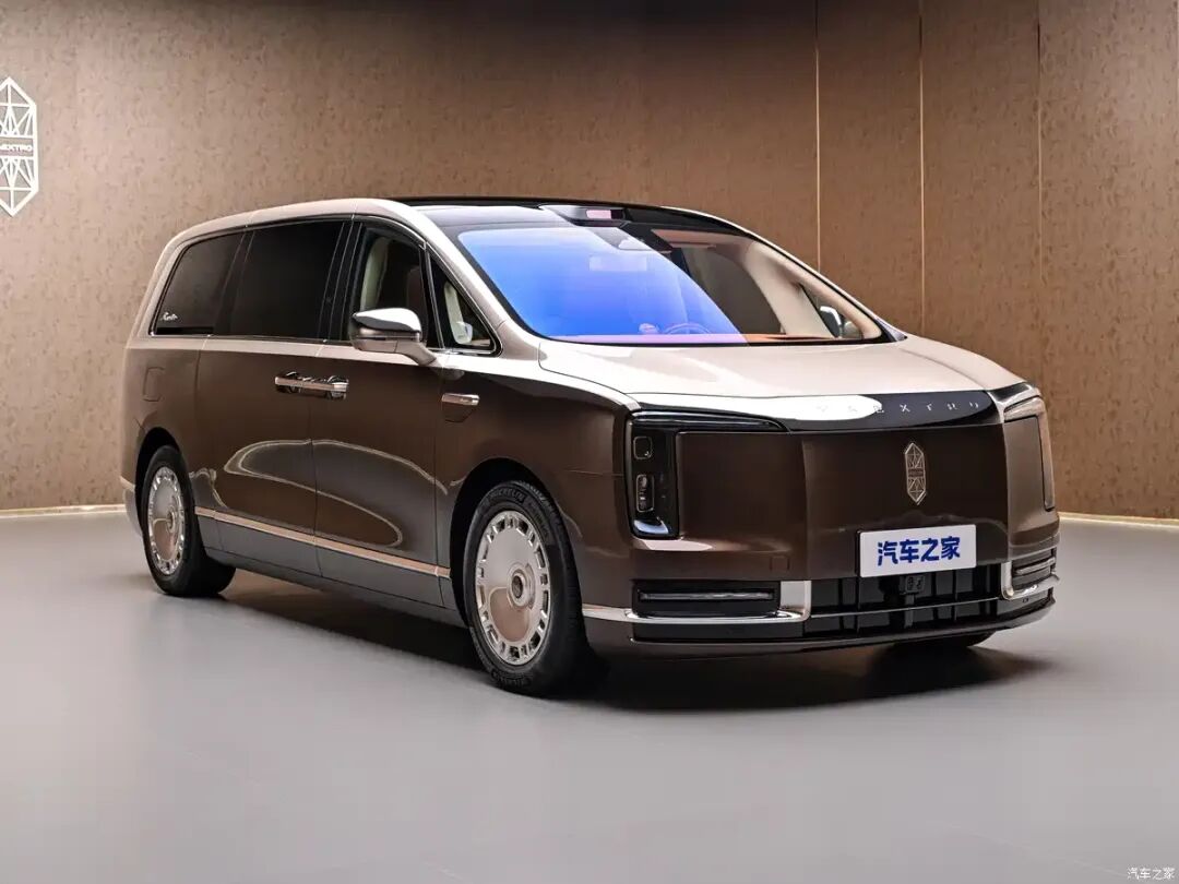 1.5T+双电机，上下双拼色+大饼轮圈，7座全新旗舰别错过！图3