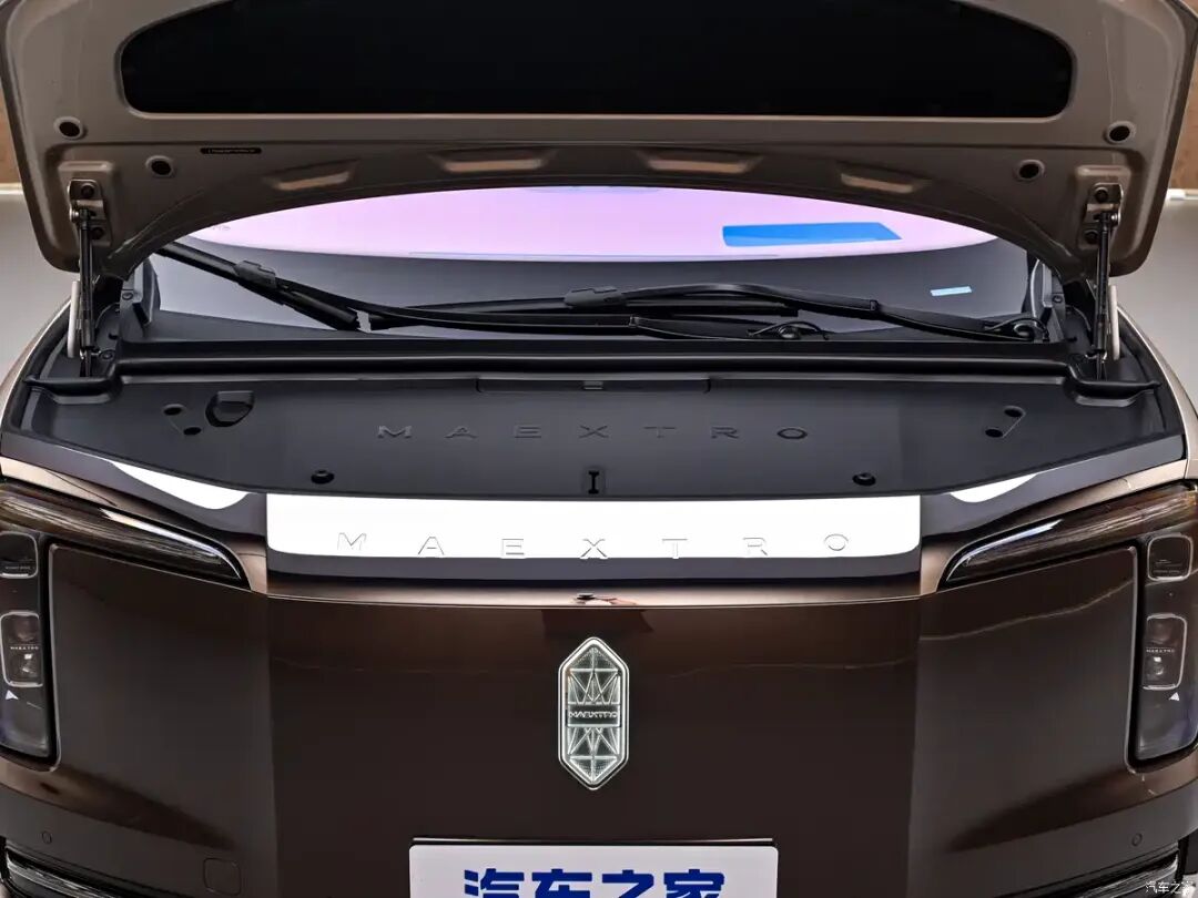 1.5T+双电机，上下双拼色+大饼轮圈，7座全新旗舰别错过！图12