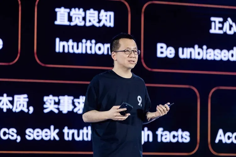 字节Seed为什么不蒸馏别的模型？图8