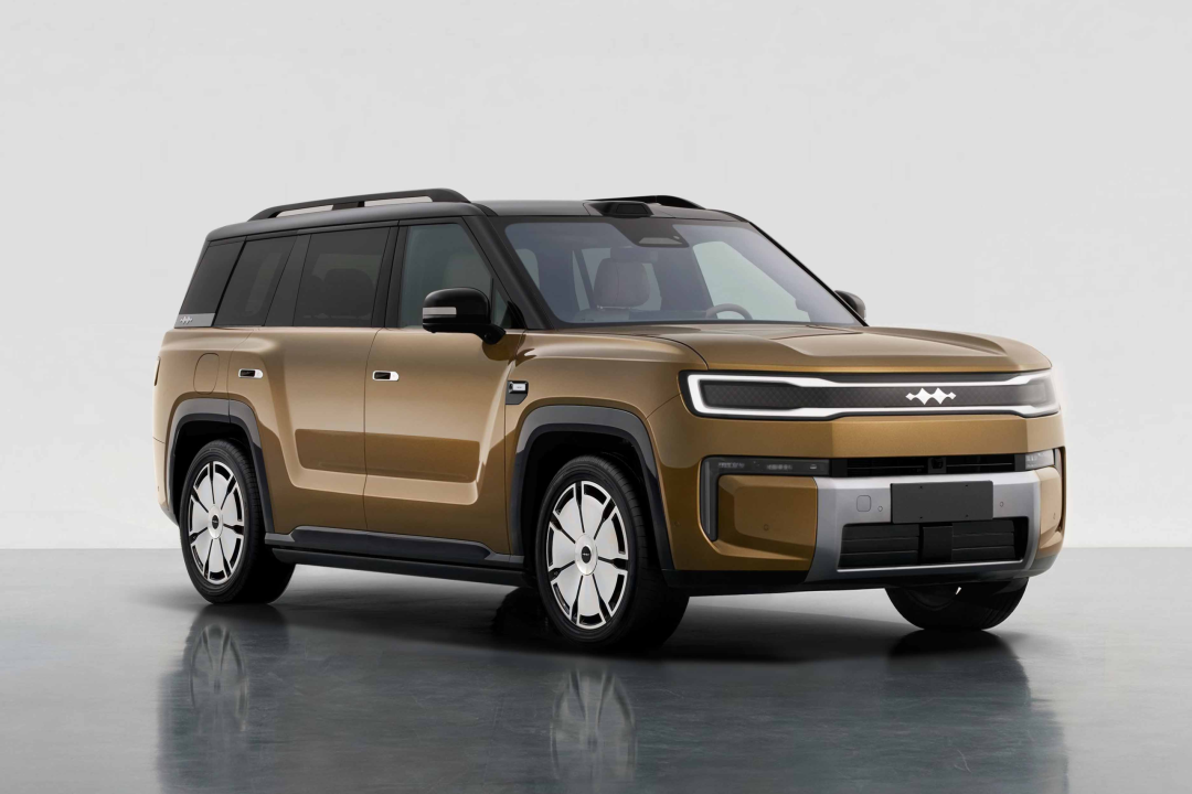 比亚迪又来一台大型SUV！方程豹钛9配置有点狠图3