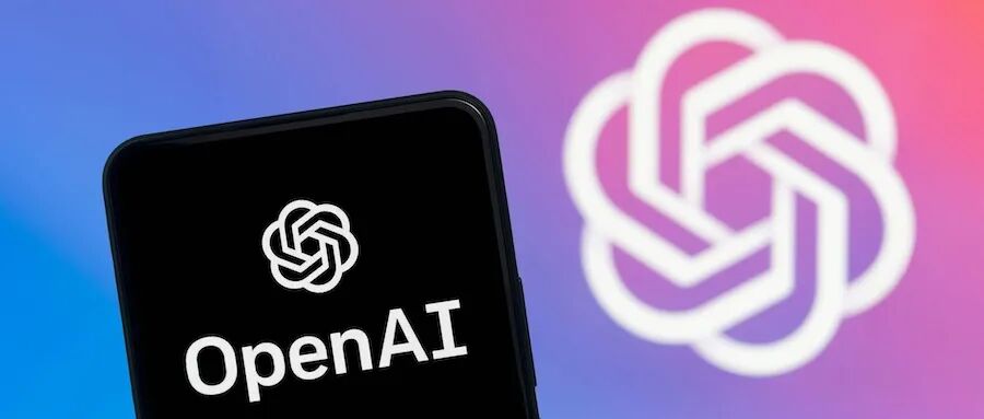 OpenAI做了个2000块的智能“甜甜圈”?Jony Ive操刀,或今年亮相明年开卖图1