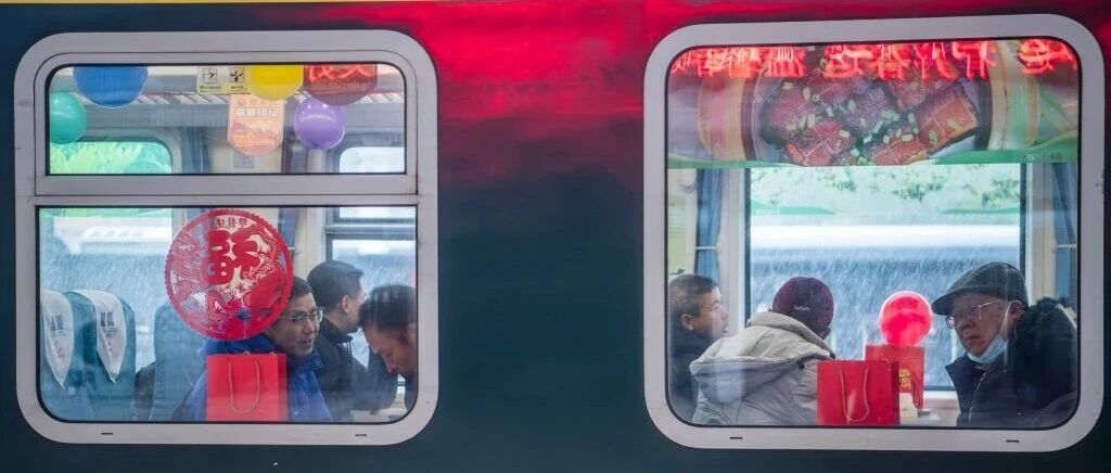 中国目的地·播客｜把绿皮火车作为方法，丈量中国的铁道漫游