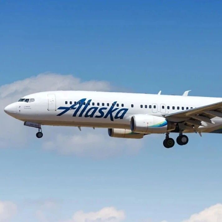 美航空公司风声鹤唳，误将乘客们赶下飞机