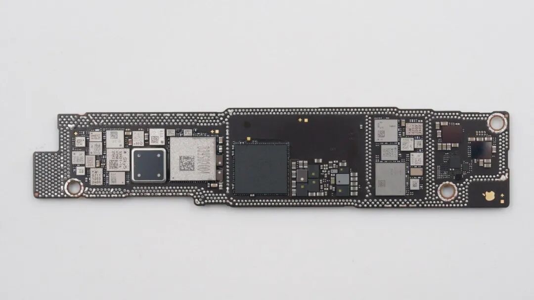 拆解报告:苹果iPhone 17e手机图67