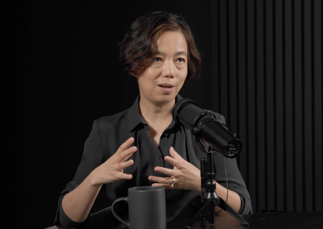 李飞飞最新访谈：AI咋能代替人呢？图12