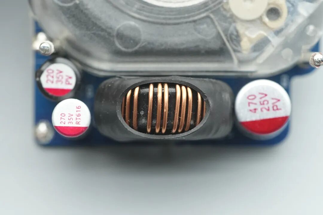 拆解报告:京东京造136W 3C1A自带线车充图53