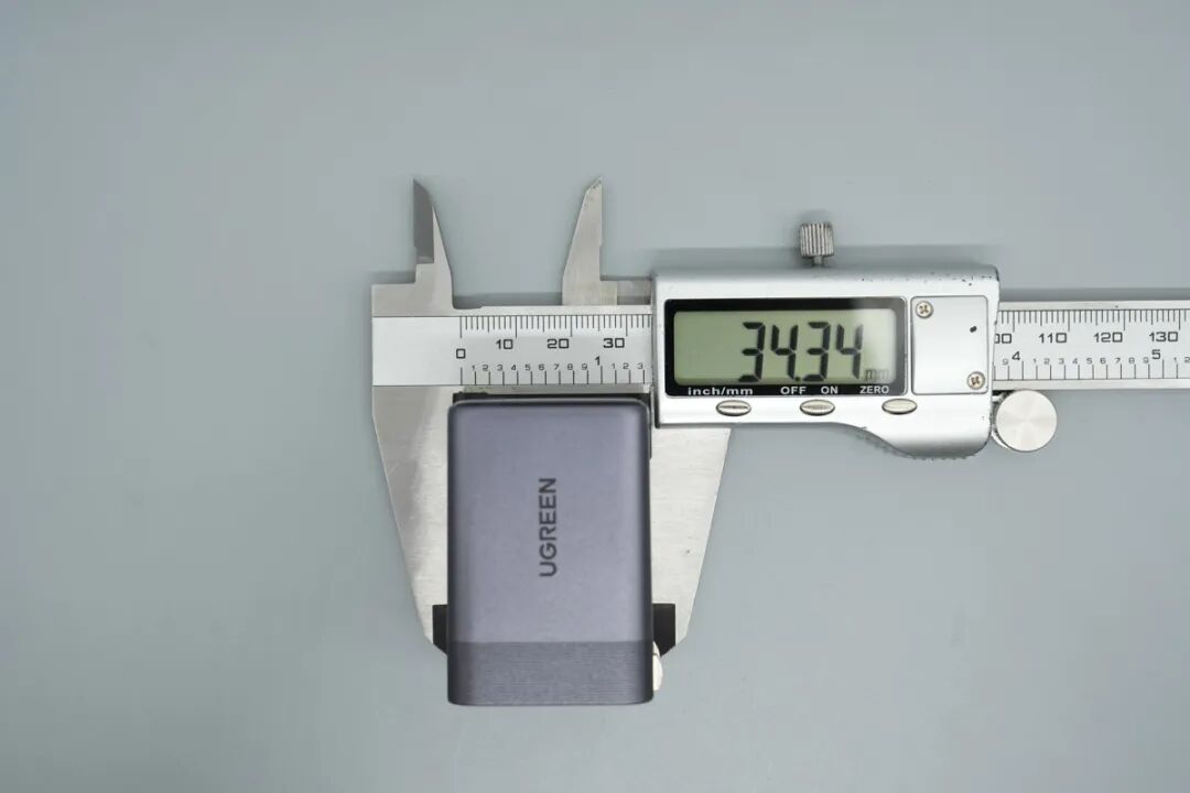拆解报告：绿联Nexode Air美标100W USB-C氮化镓快充套装图11