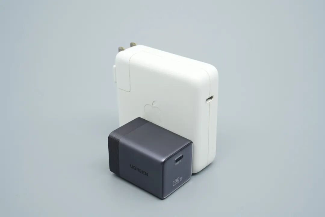 拆解报告：绿联Nexode Air美标100W USB-C氮化镓快充套装图15