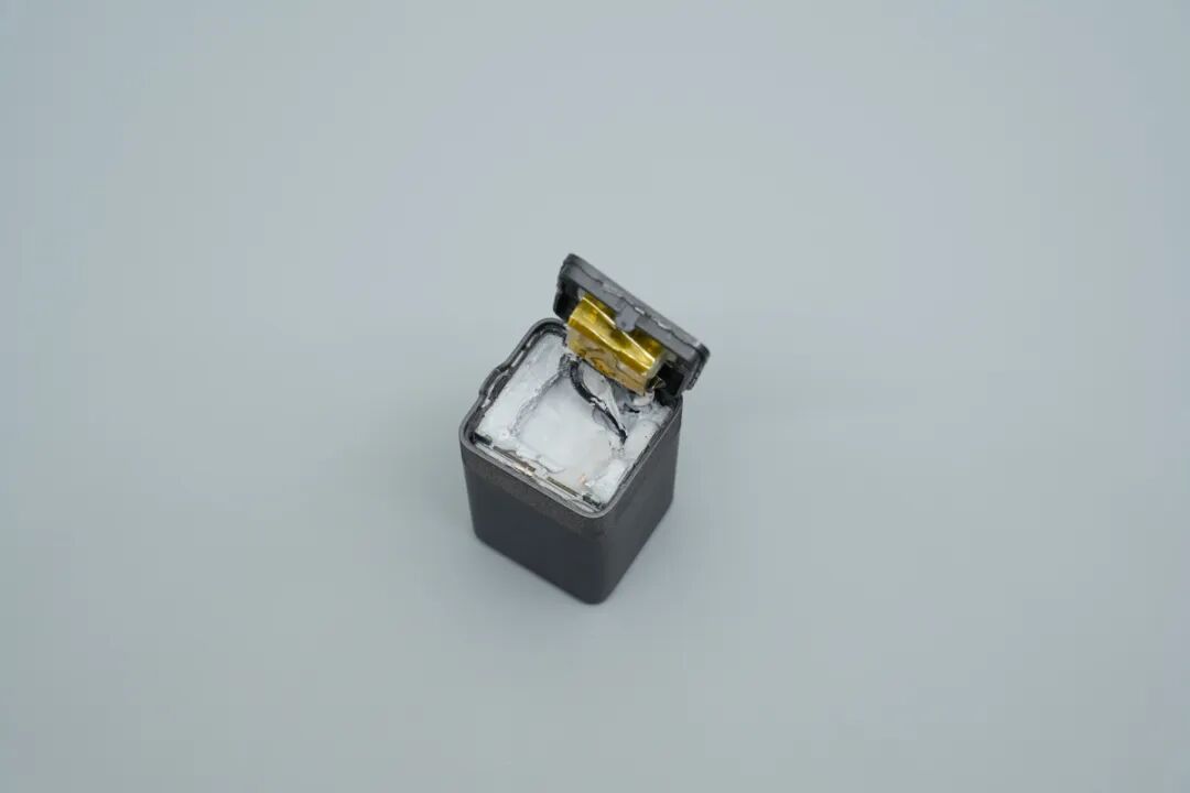 拆解报告：绿联Nexode Air美标100W USB-C氮化镓快充套装图19