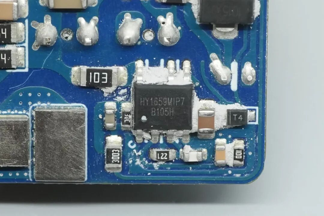 拆解报告：绿联Nexode Air美标100W USB-C氮化镓快充套装图37