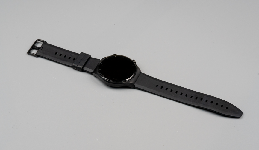 小米Watch S1智能手表内部长啥样？拆解后我亚麻呆了：这集成度真高，布板密度让我头皮发麻！图1