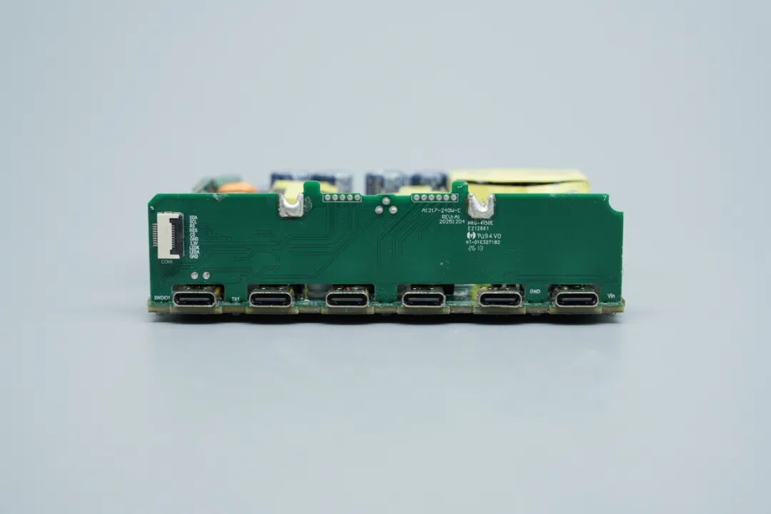 拆解报告:SATECHI ChargeView 240W 6C氮化镓桌充图50