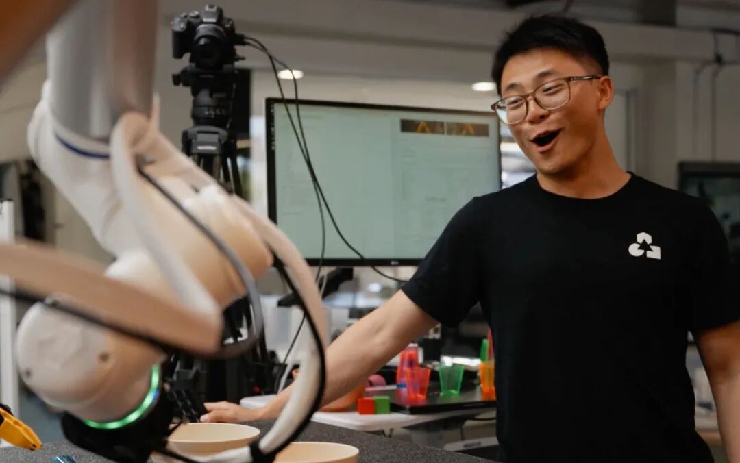Gen1.5 模型带来重要进展：物理 AI 正在接近 GPT3 时刻图1