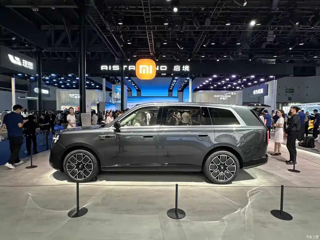 预售价29.99万，大七座旗舰增程SUV，零跑D19/小鹏GX来对手了？图4