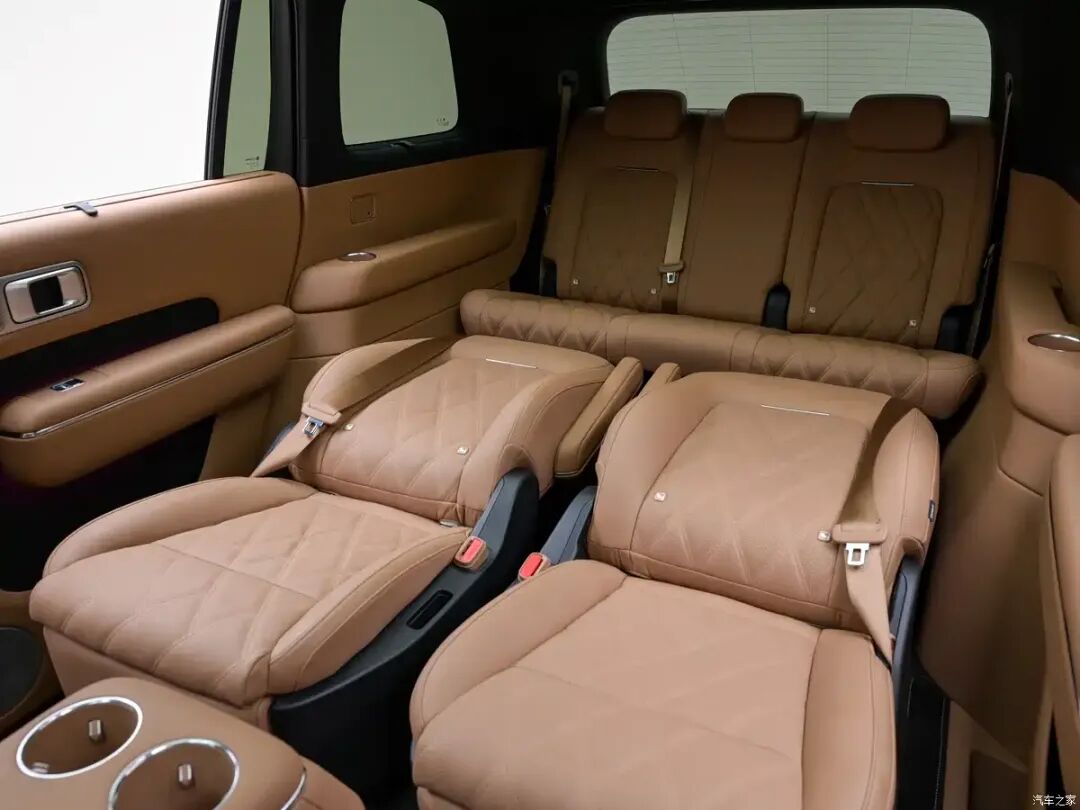 预售价29.99万，大七座旗舰增程SUV，零跑D19/小鹏GX来对手了？图19