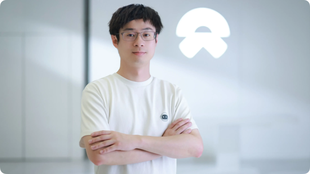 小鹏机器人首轮融资超9亿美元刷新纪录/雷军公开小米玄戒O3隐藏彩蛋:不建议拆开看/全球最大AI开源平台拟出售图5
