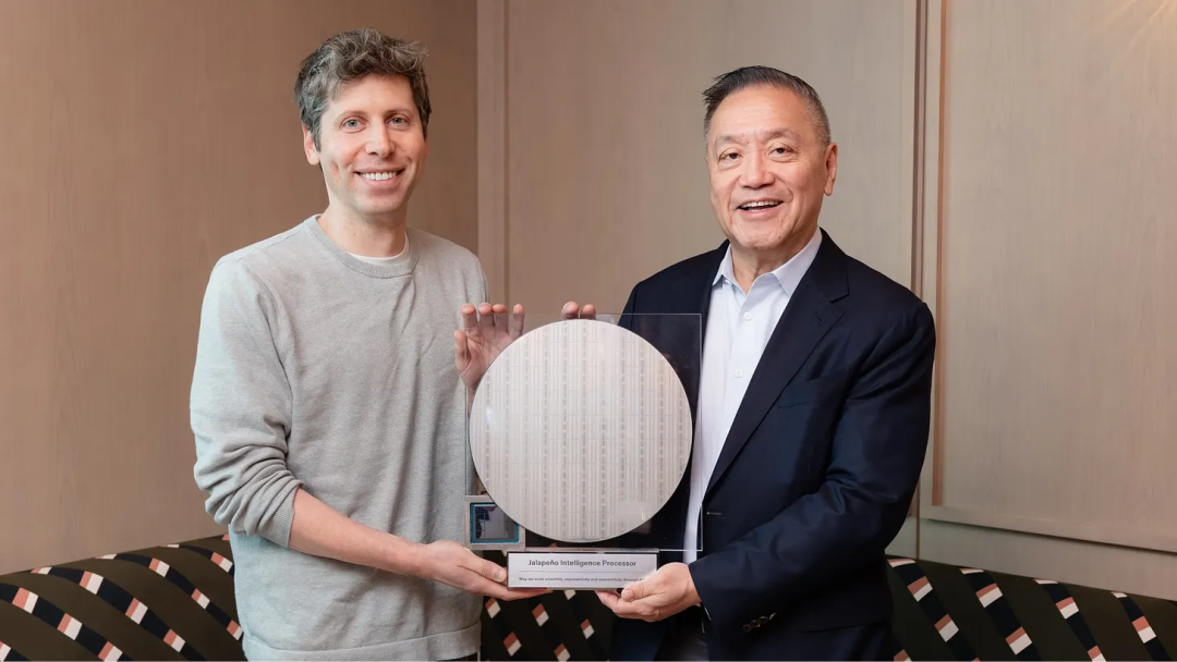 OpenAI「辣椒芯」干翻英伟达!老黄股价不跌反涨图1