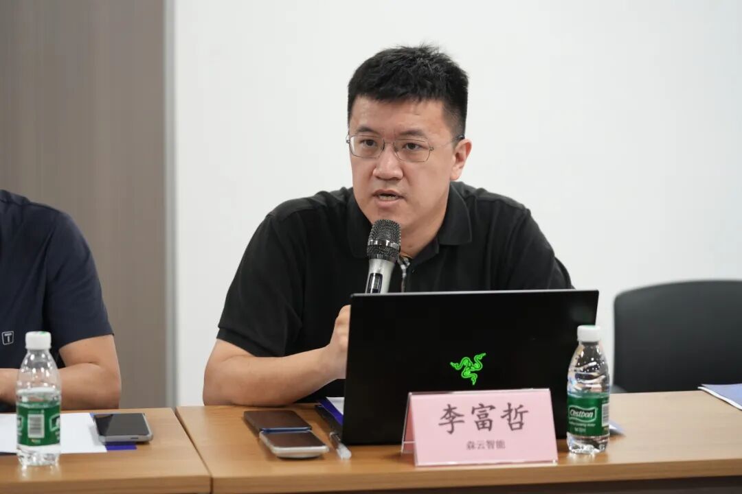 从“炫技”到“实用” 这场座谈会探寻特种机器人发展的“成都路径”图24