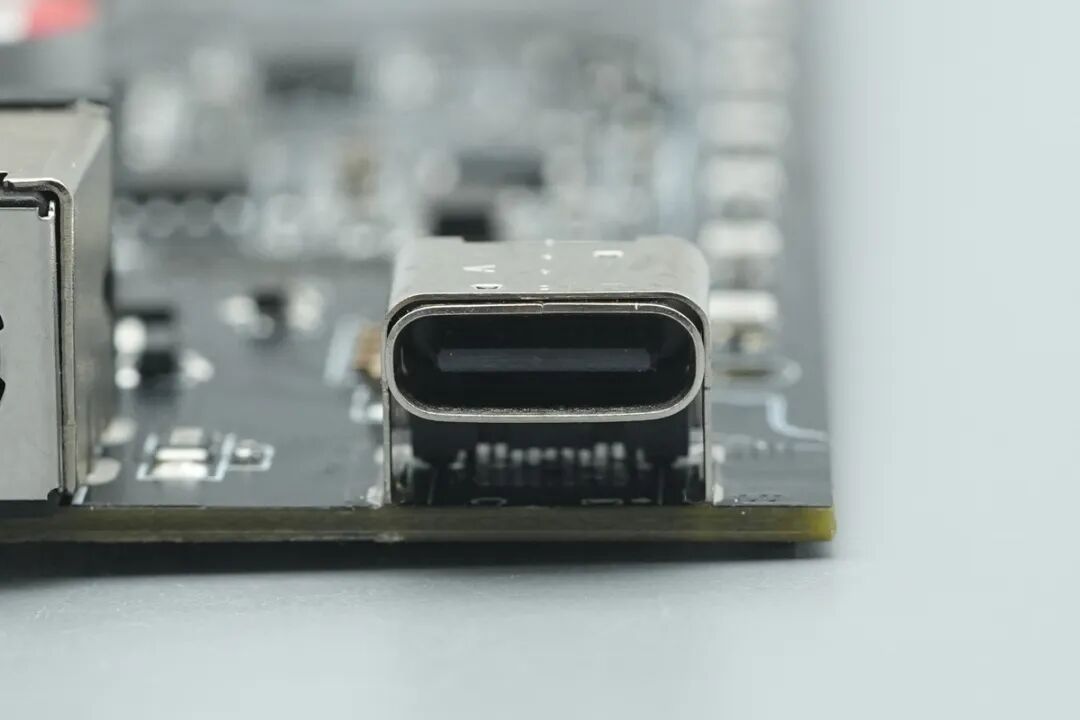 拆解报告：闪极Shargeek 300 24000mAh移动电源图55