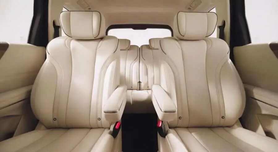 当10万元能买大六座SUV，30多万的怎么办？图2