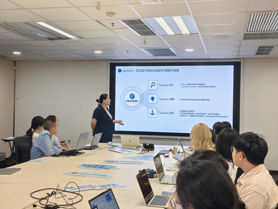 活动回顾 | 从系统安装到开源贡献，openEuler Workshop 香港站带你走进开源实践图4