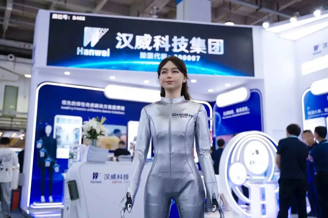 8月具身触觉大战，已经卷到脚底了图9