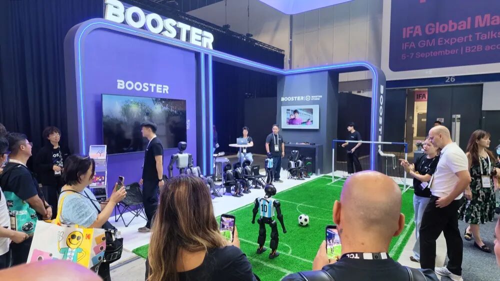 暴走5万步!IFA 2026一手情报:超1000家中国厂商创历史,物理AI狠戳老外兴奋点图12