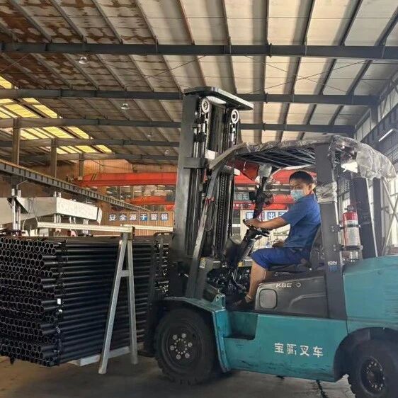 【“智改数转”在行动】“AI+制造”赋能显效 内江市东兴区工业提质增效跑出“加速度”