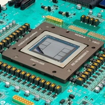 OpenAI首款自研芯片实测曝光！