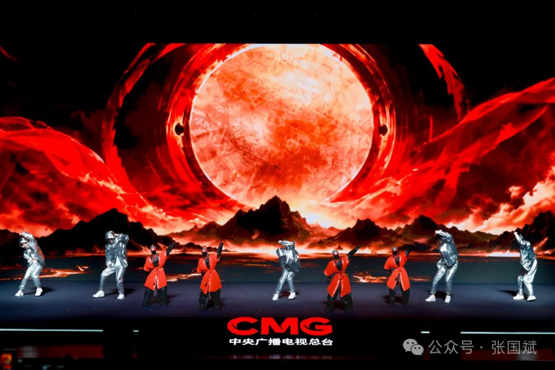 国产算力登陆央视舞台!壁仞科技×擎朗机器人ד音潮”音乐大模型,三大国产硬科技联袂外滩大会之夜图3