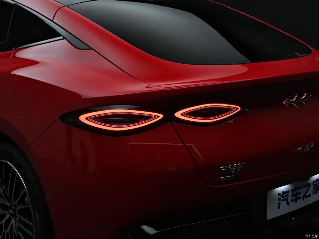 Model 3/小米SU7来劲敌了?云辇-M+天神之眼B,兄弟们猜猜价格!图24