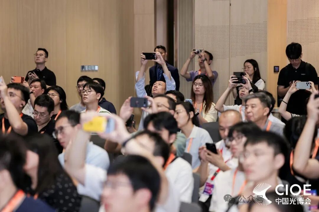 展会回顾 | 车载光通信洞察:光进铜退喊了四年,为什么车企至今没有大规模上车?图14