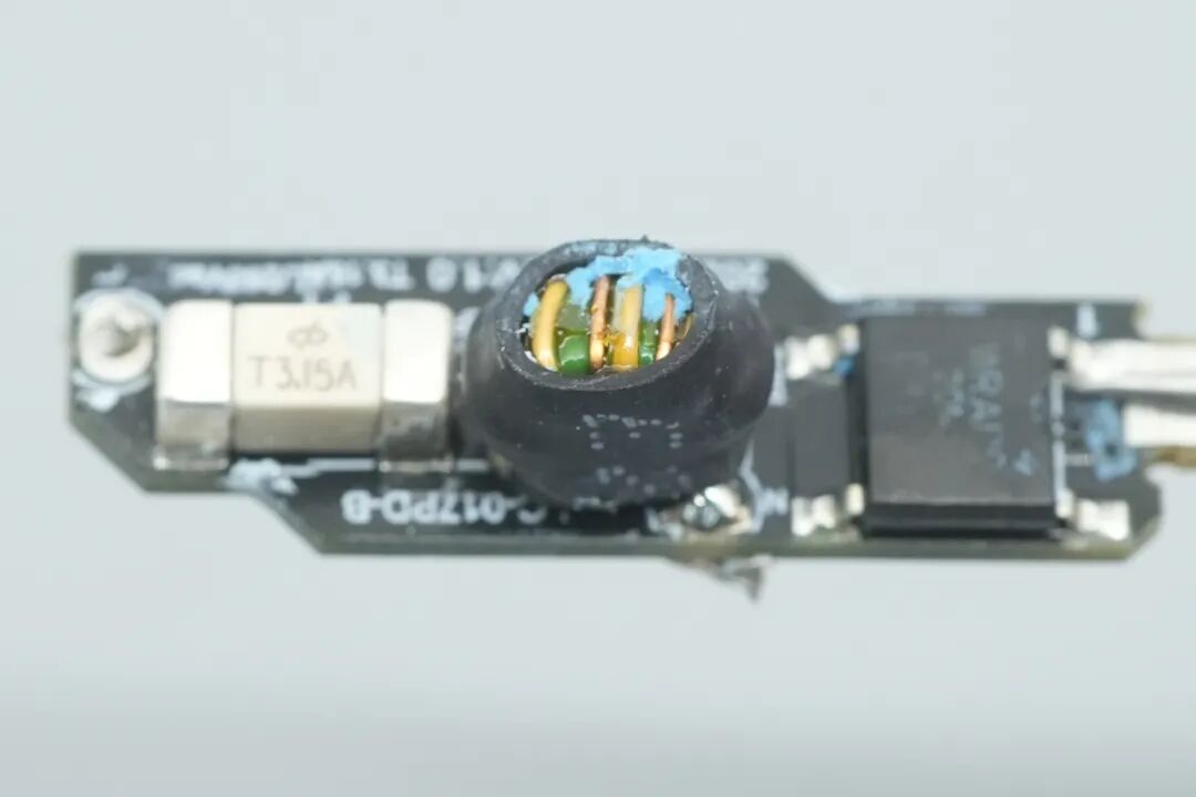 拆解报告：倍思PicoGo Pro 45W氮化镓小智充图52