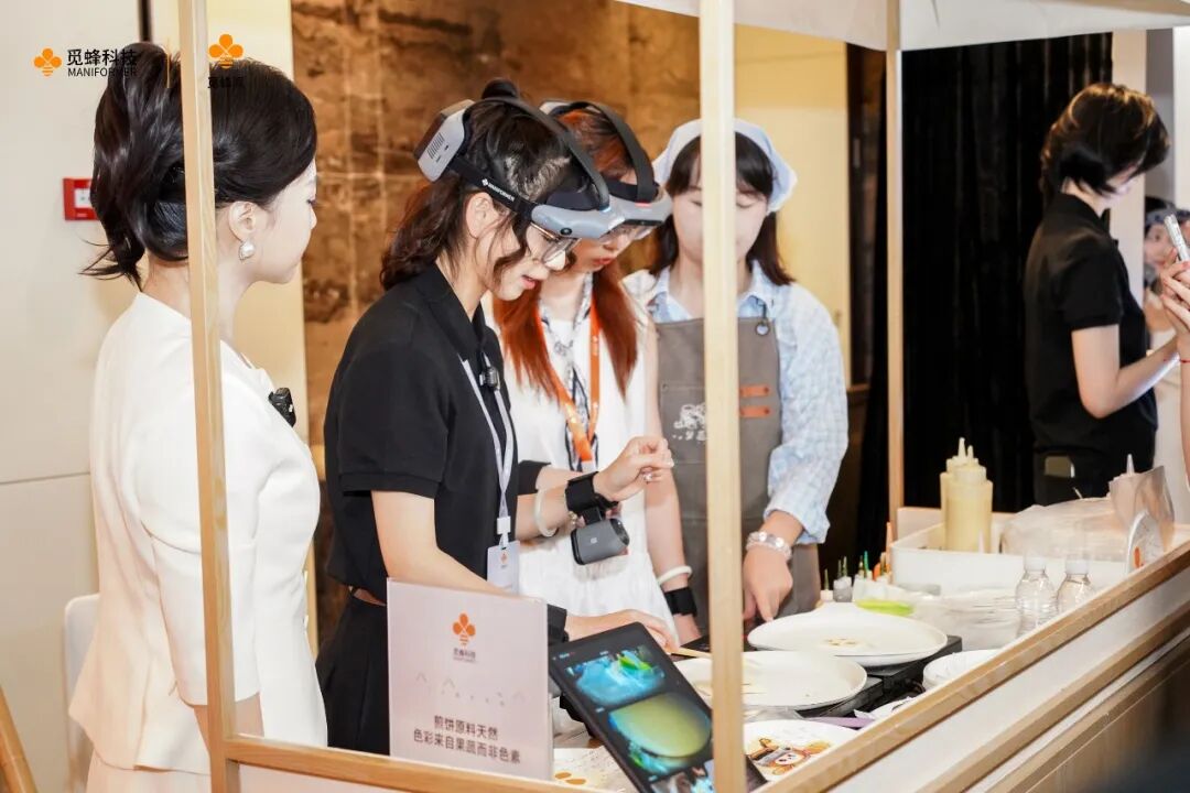 给机器人当老师,还能赚外快?“中国版Index”觅蜂派来了图8