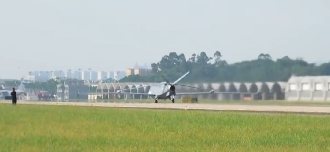 现场画面！我军新型无人机亮剑黄岩岛，具备高空、高速、长航时的侦察能力图3
