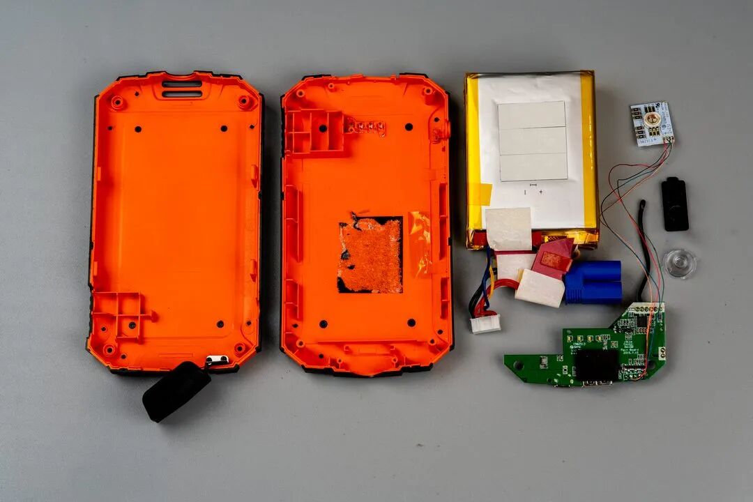 拆解飞利浦汽车搭电宝:12V 输出 500A,这么恐怖的功率是怎么实现的!图23