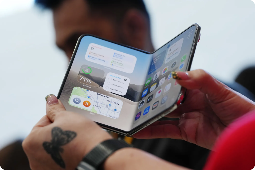 iPhone 18 Pro首销3天超上代首周/DeepSeek开源昇腾平台基础组件/苹果全新产品线曝光图5
