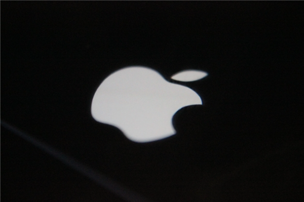 狐讯 | 索尼音乐下架 26 万首 AI 歌；触屏 MacBook 曝光图9