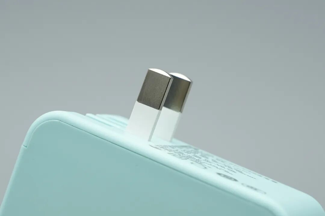 拆解报告：石龙富华140W 3C1A氮化镓快充图10