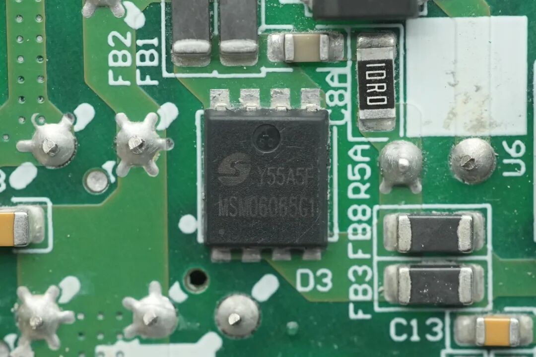 拆解报告：石龙富华140W 3C1A氮化镓快充图53