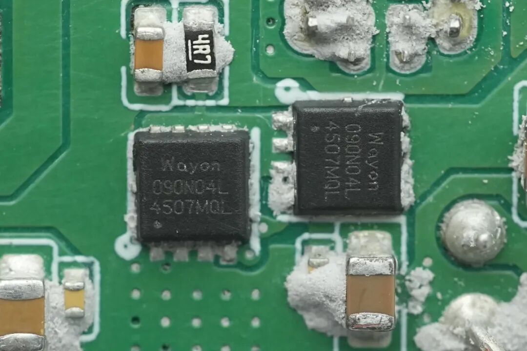 拆解报告：石龙富华140W 3C1A氮化镓快充图74