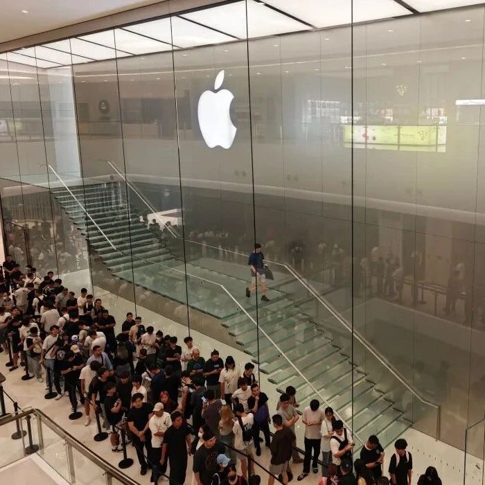 史上最贵iPhone，竟然卖爆了！