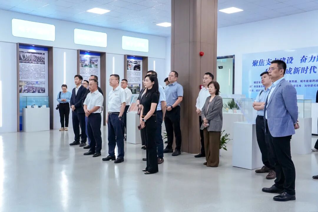 沃格光电旗下湖北通格微与华工科技签署战略合作协议图4