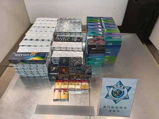 RTX 5090和内存条成走私香饽饽，被海关接连查获！图1