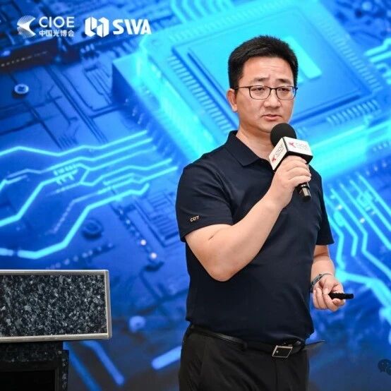 嘉宾观点 | 水晶光电：三条光波导路线，破解AR眼镜“不可能三角”