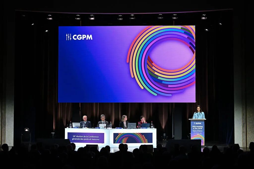 第28届国际计量大会通过重大决议 中国计量院代表当选重要职务图1