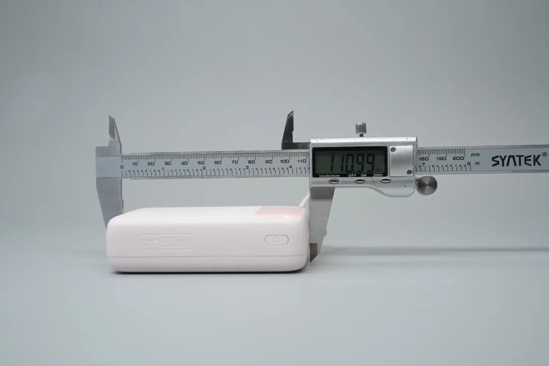拆解报告：倍思20000mAh 45W自带双线移动电源图12