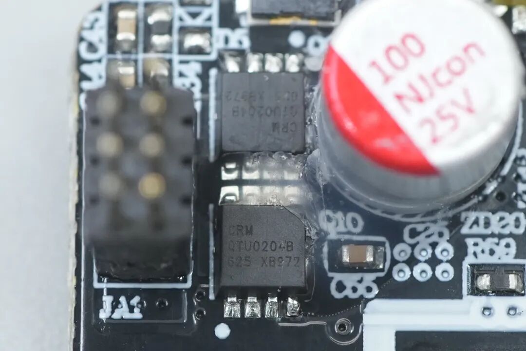 拆解报告：倍思20000mAh 45W自带双线移动电源图55